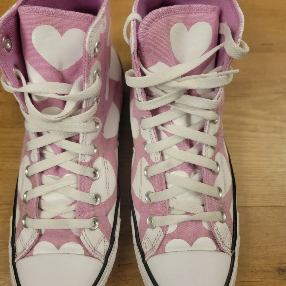 Converse Chuck Taylor All Star Hi 'Valentine' Sneakers - Picture 7 of 15